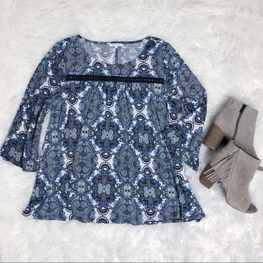 Ava James White Blue Cream Boho Flowy Top